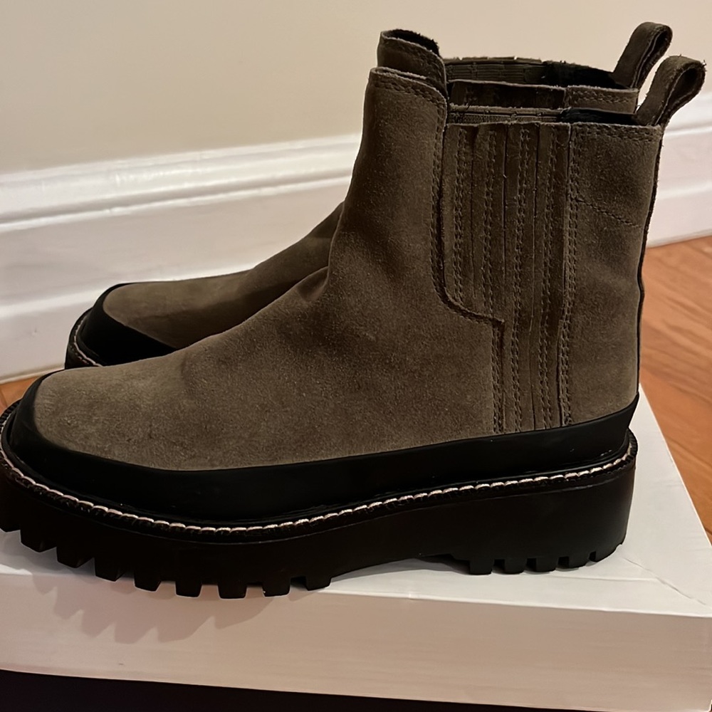 caslon size 6.5 Chelsea Bootie